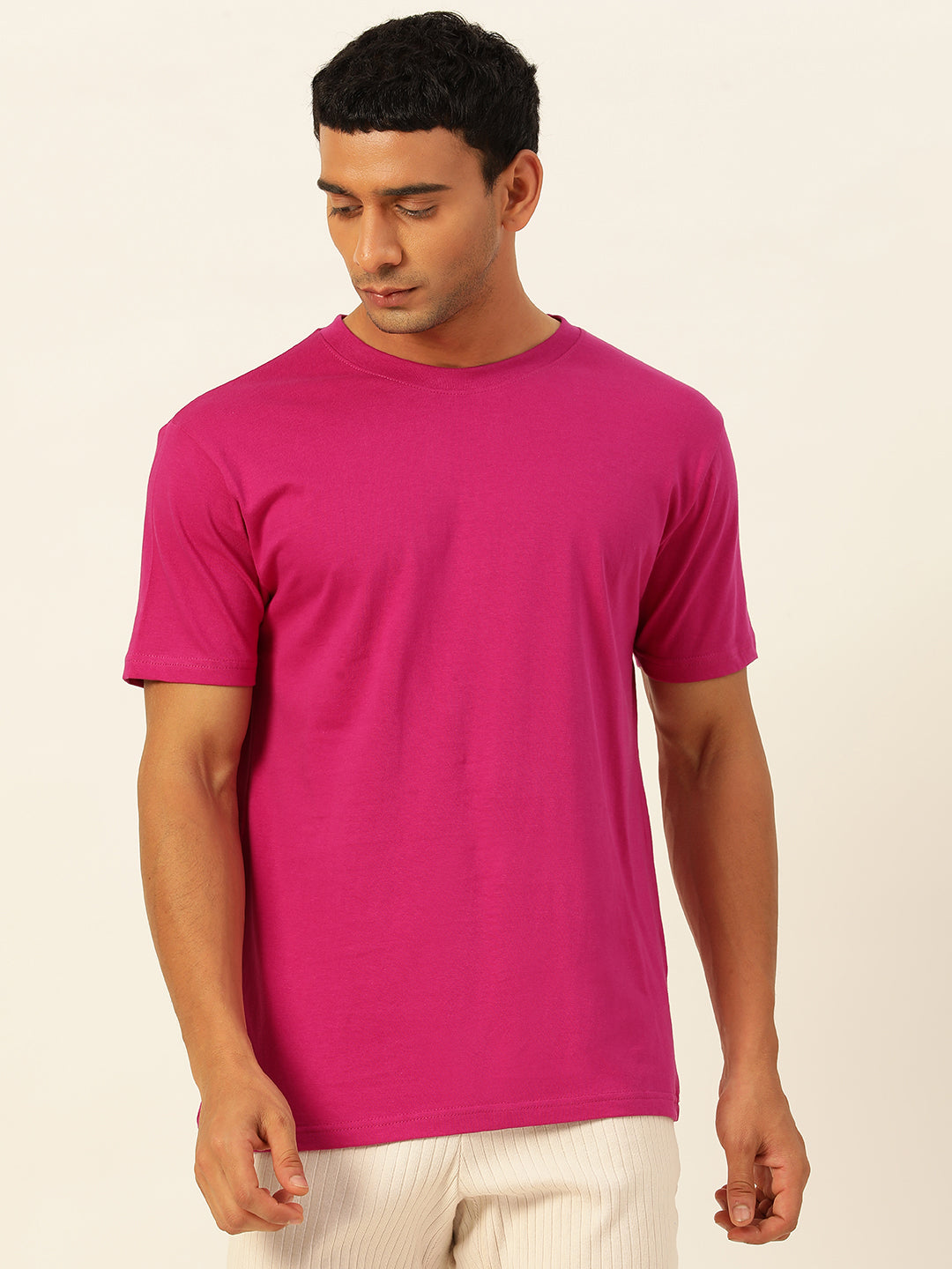 Solid Round Neck Men Comfort Fit T-Shirt