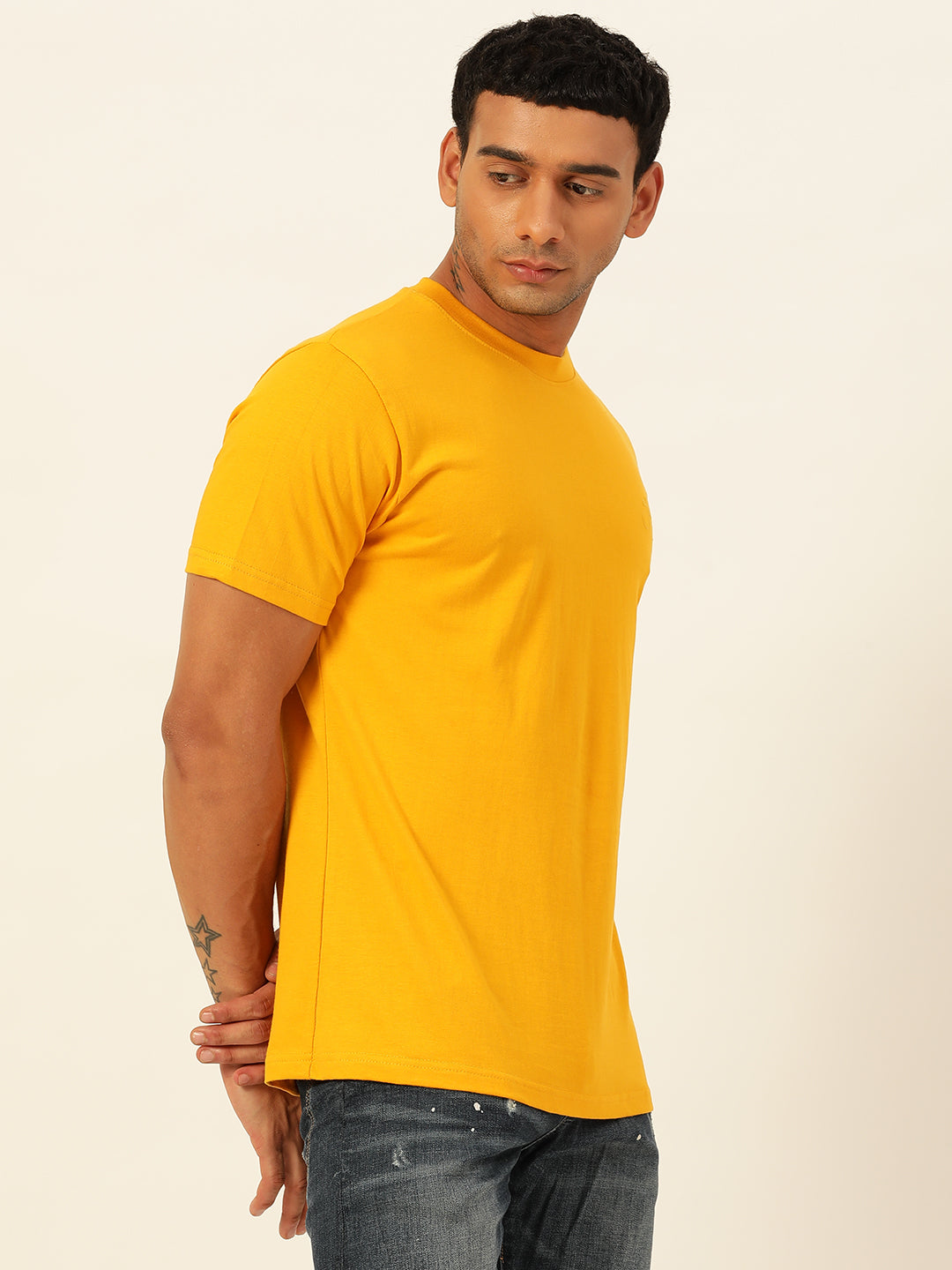 Solid Round Neck Men Comfort Fit T-Shirt