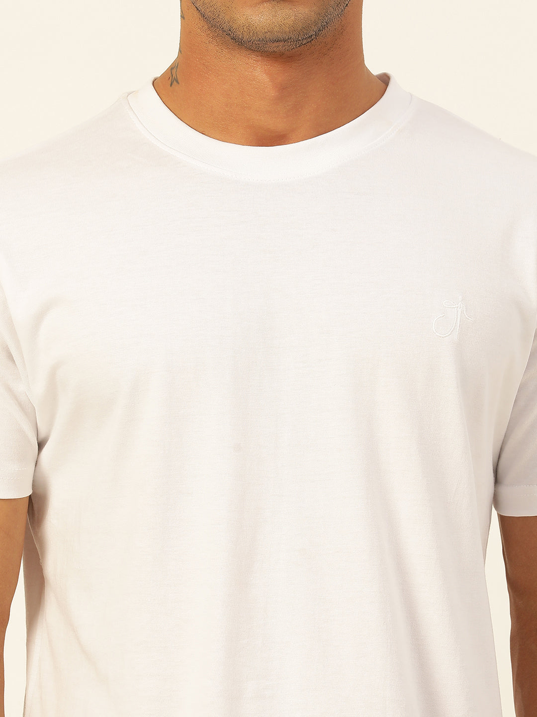 Solid Round Neck Men Comfort Fit T-Shirt