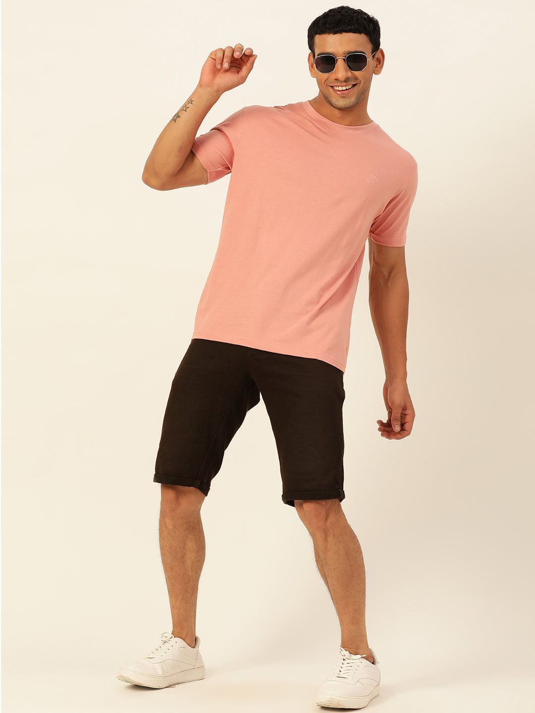 Solid Round Neck Men Comfort Fit T-Shirt