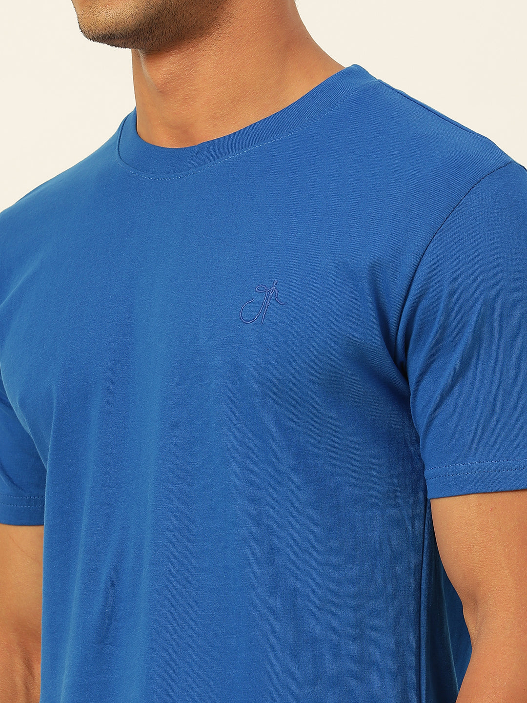 Solid Round Neck Men Comfort Fit T-Shirt